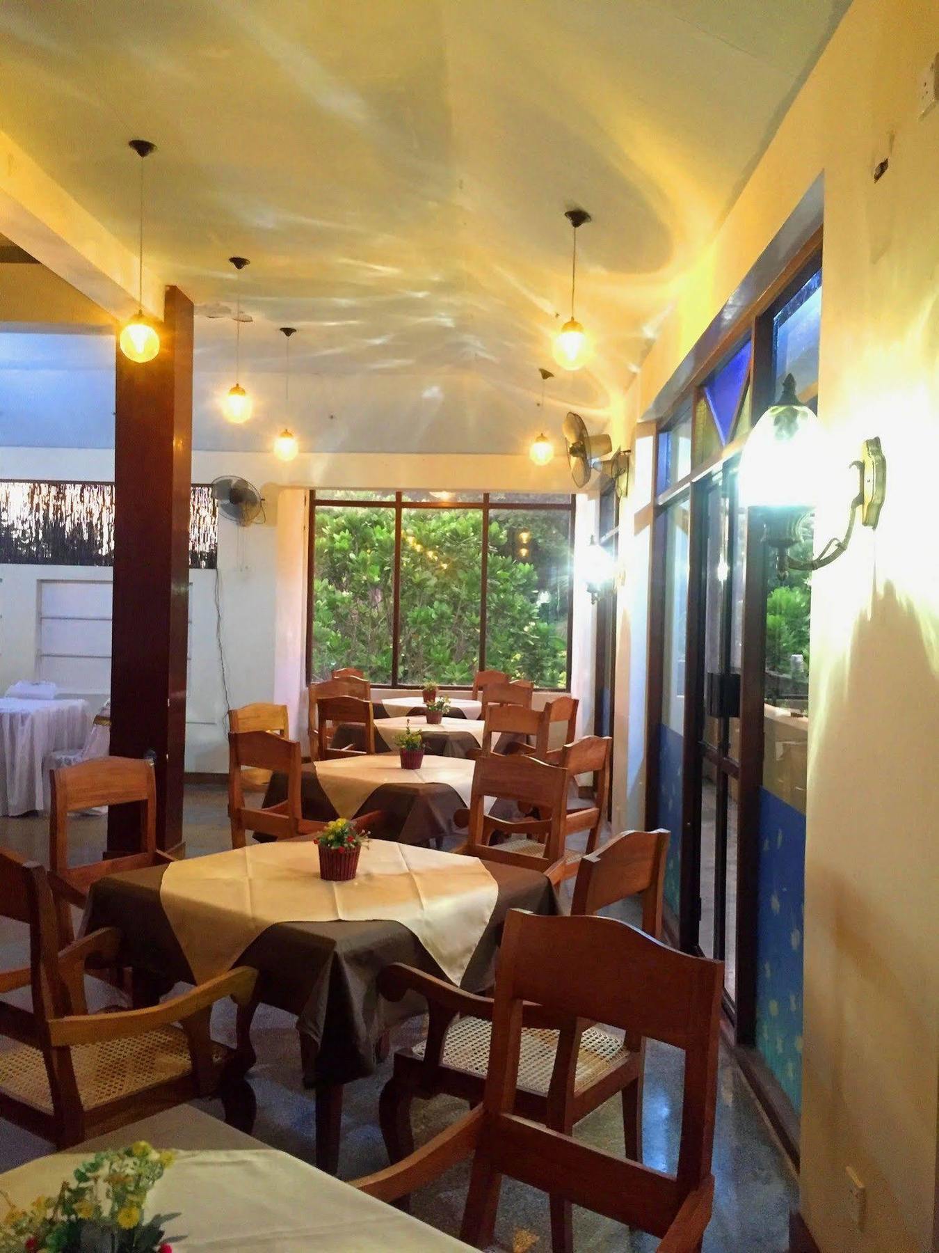 אהנגאמה Ocean Dreams Hotel מראה חיצוני תמונה