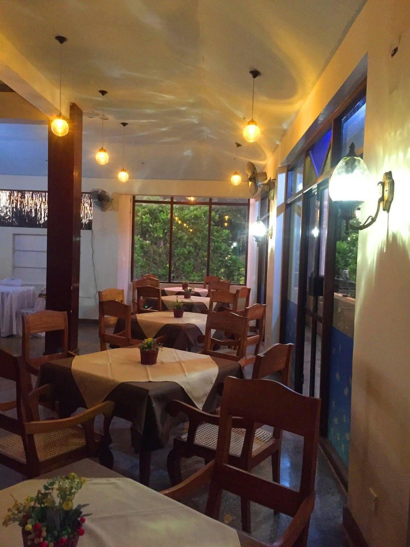 אהנגאמה Ocean Dreams Hotel מראה חיצוני תמונה